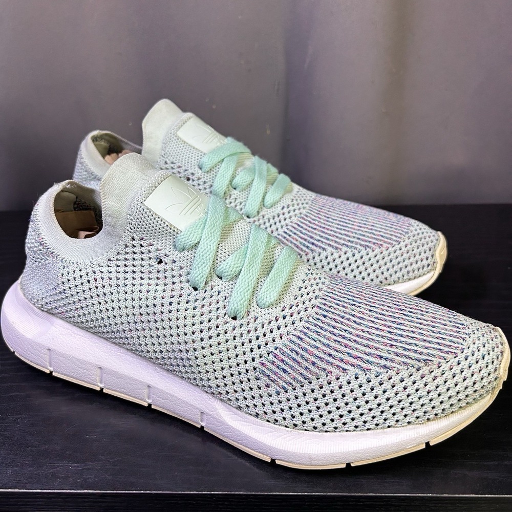 Adidas Originals Swift Run Primeknit Icey Blue Women's Size 9.0 CG4137